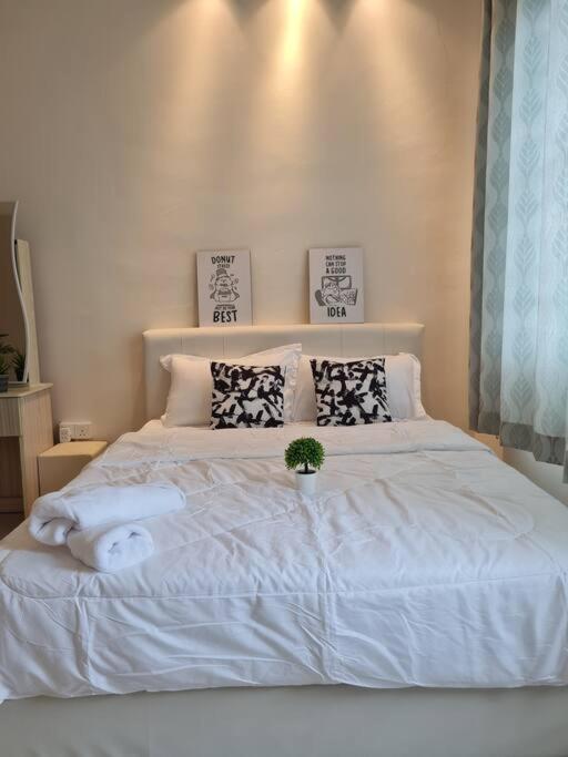 3Storey House 13Pax Family Suite Bayan Lepas Exterior photo